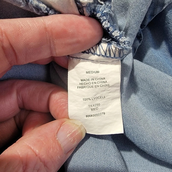 Thread & Supply Lightweight Denim Romper Pockets Collar Drawstring Size M - Picture 8 of 10